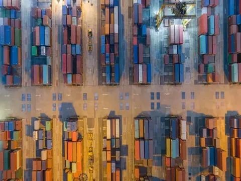 Measures for Shipping Companies to Deal with Space Shortage and Vessel Delay